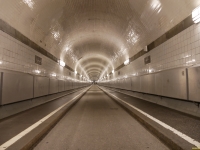 Im Tunnel.
